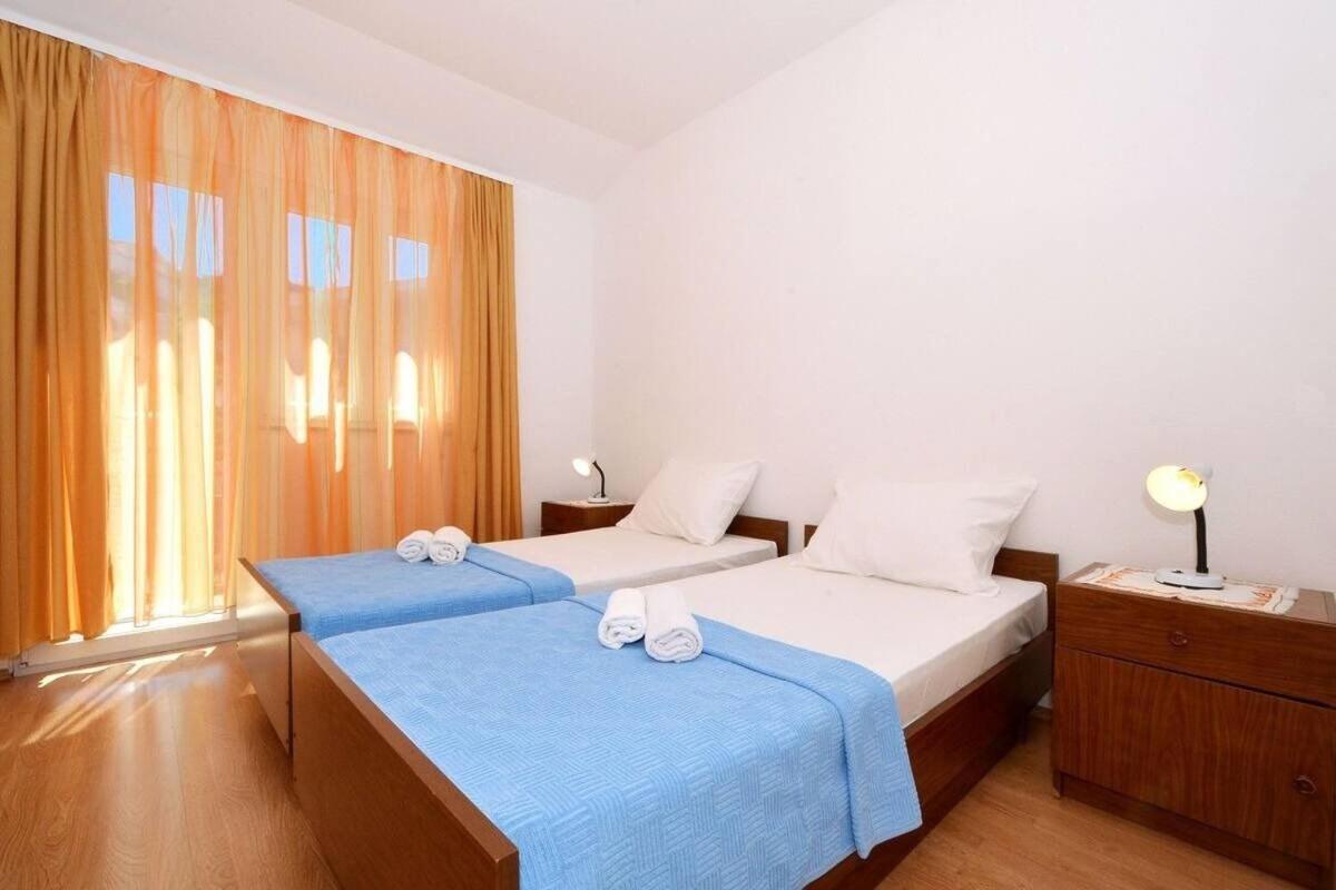 Apartments Sima Trogir Buitenkant foto