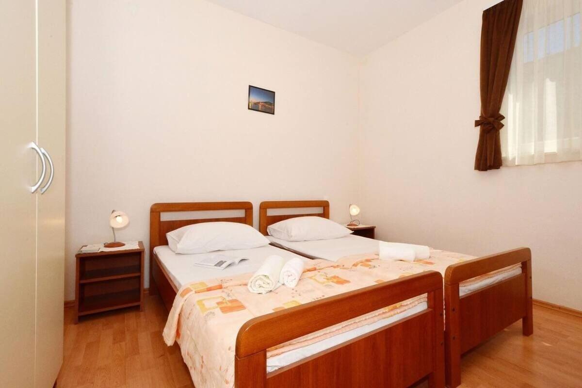 Apartments Sima Trogir Buitenkant foto