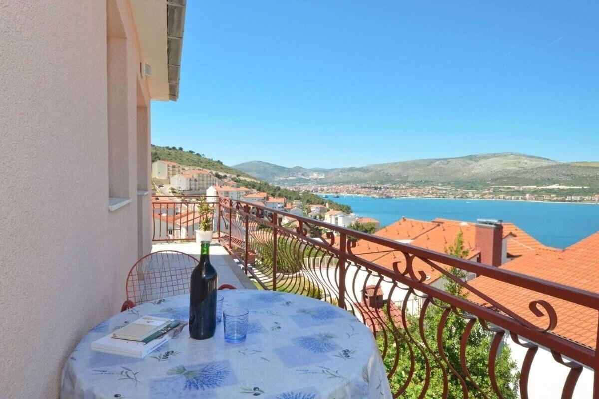 Apartments Sima Trogir Buitenkant foto