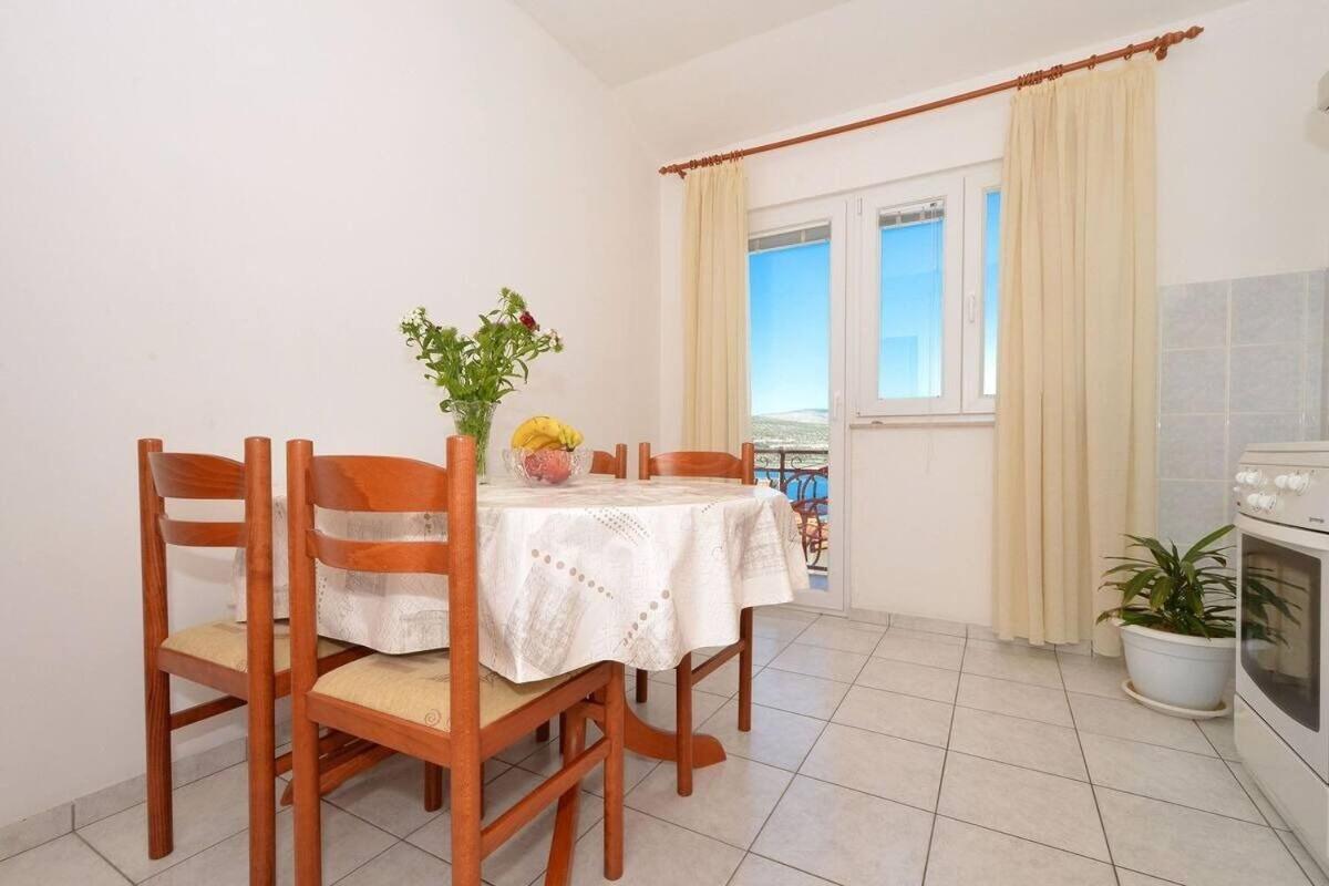 Apartments Sima Trogir Buitenkant foto